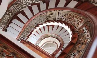 不锈钢楼梯扶手图片