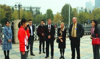 郑东新区外国语学校