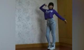 紧身牛仔裤美女热舞